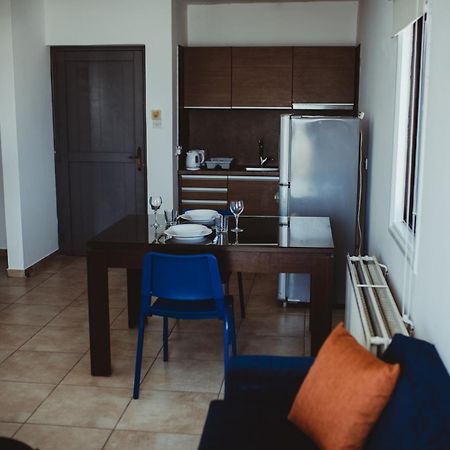 Ovis Hotel Apartments Ayía Nápa Extérieur photo