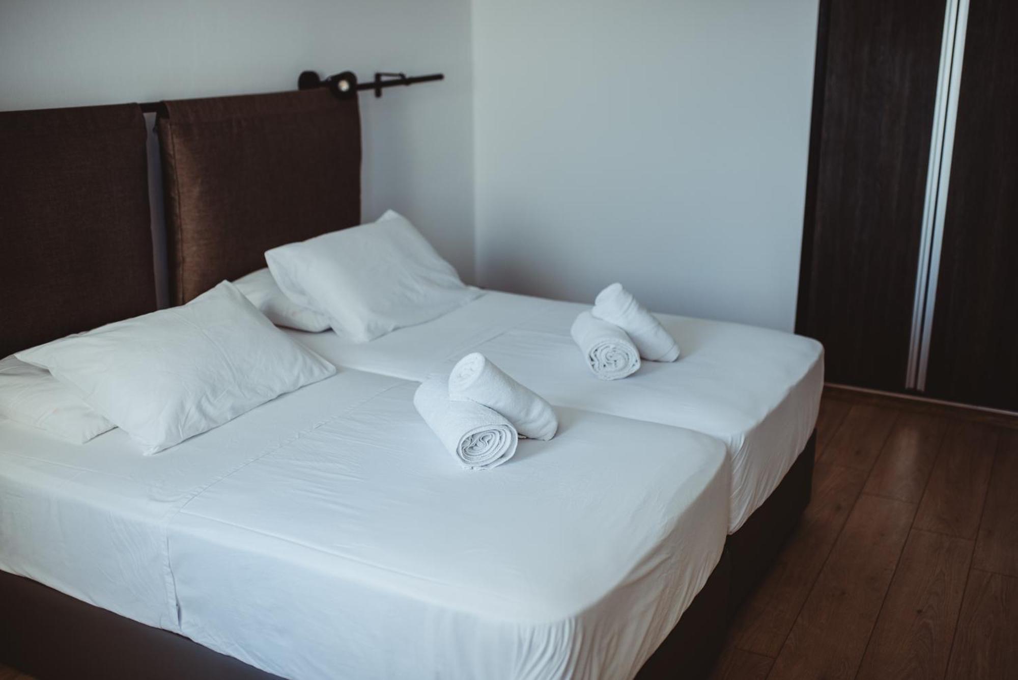 Ovis Hotel Apartments Ayía Nápa Extérieur photo